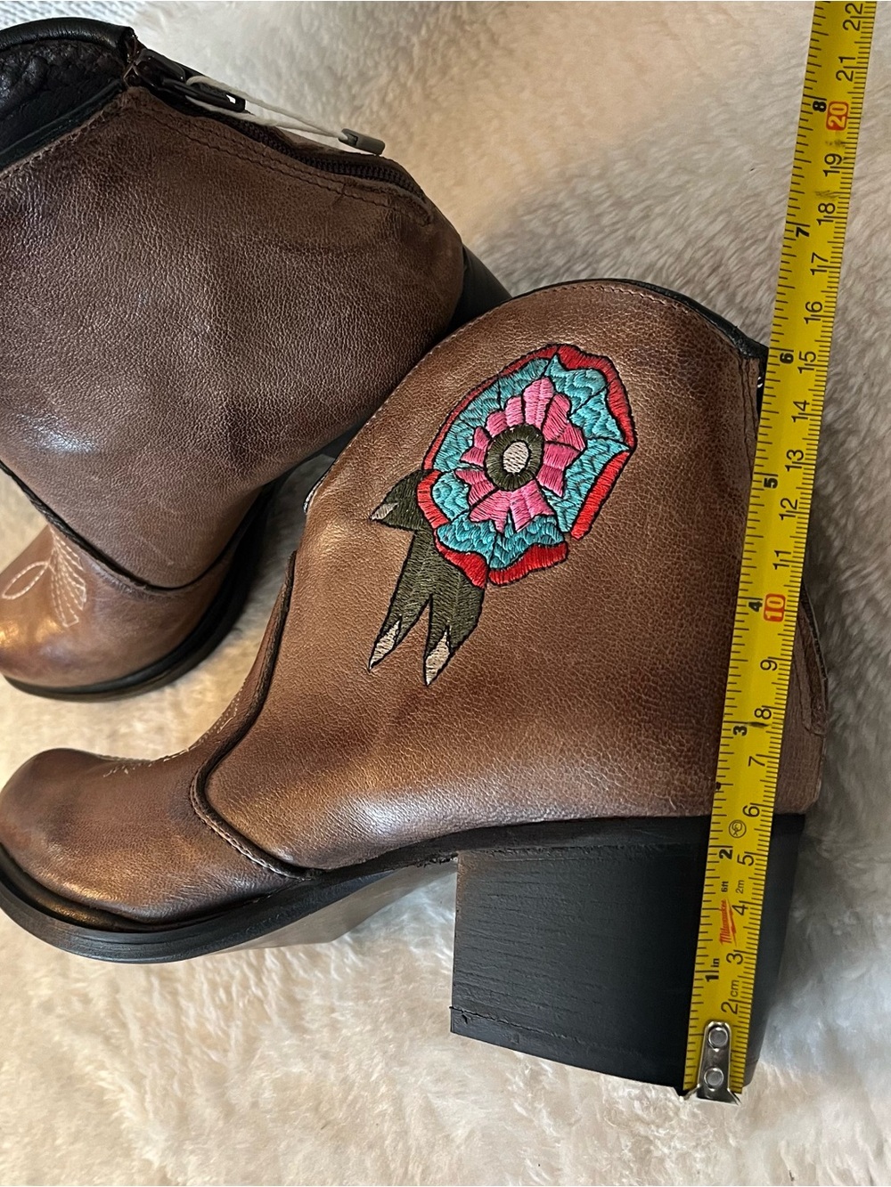 Divine Follie Italy Brown Embroidered Western Ankle Leather Booties - Picture 7 of 16